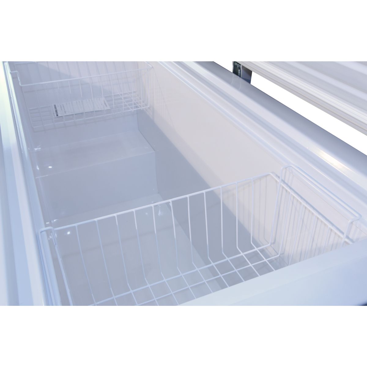 Sunstar Solar AC Powered Chest Freezer 15 cu.ft.